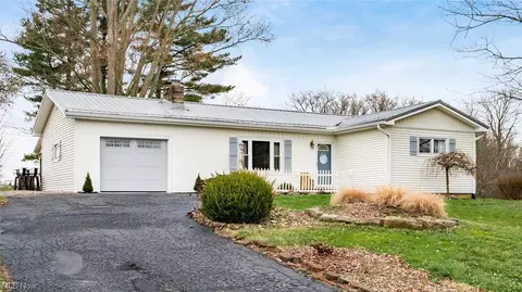 2850 Boggs Rd, Zanesville, OH 43701