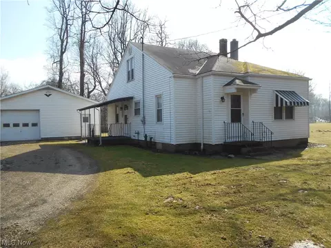 17940 State Route 16, Coshocton, OH 43812