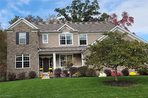 700 Madison Ave, Aurora, OH 44202