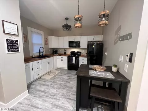 806 E, Lorain, OH 44052 photo 3