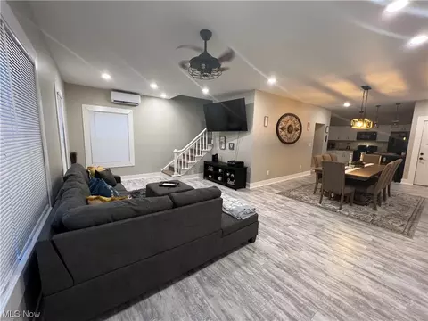 806 E, Lorain, OH 44052 photo 6