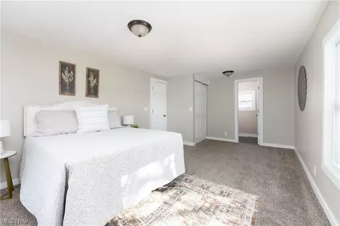 Bedroom - 225 E Lake Dr, Lagrange, OH 44050 photo 2 of 4