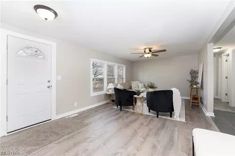 Living - 225 E Lake Dr, Lagrange, OH 44050 photo 4 of 4