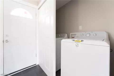 Other - 225 E Lake Dr, Lagrange, OH 44050 photo 4 of 5