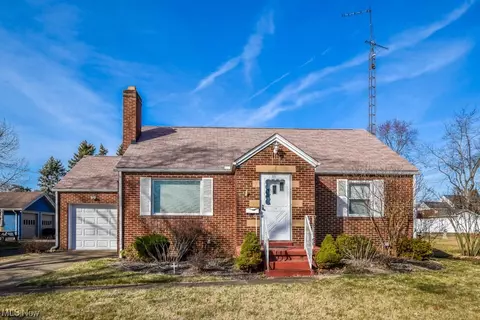 221 Aultman NW, Canton, OH 44708