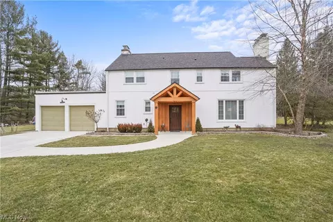 293 Eldridge Rd, Aurora, OH 44202