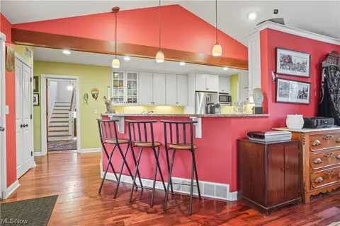 Kitchen - 293 Eldridge Rd, Aurora, OH 44202 photo 6 of 6
