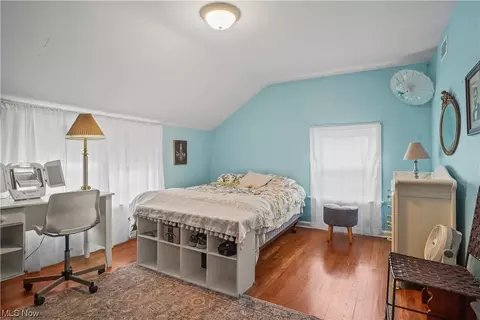 Bedroom - 293 Eldridge Rd, Aurora, OH 44202 photo 7 of 7