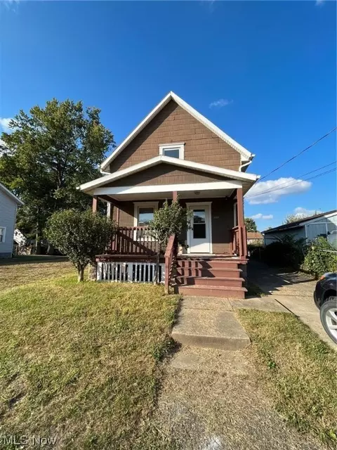 1737 Bonnot Pl NE, Canton, OH 44705