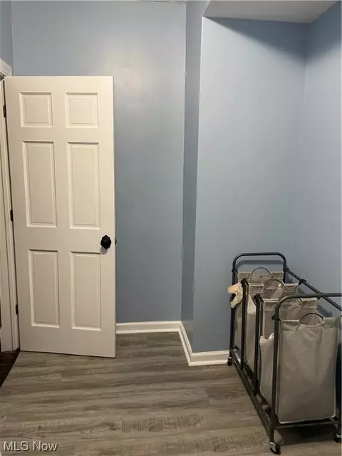 Bedroom - 43725 Telegraph Rd, Elyria, OH 44035 photo 3 of 5