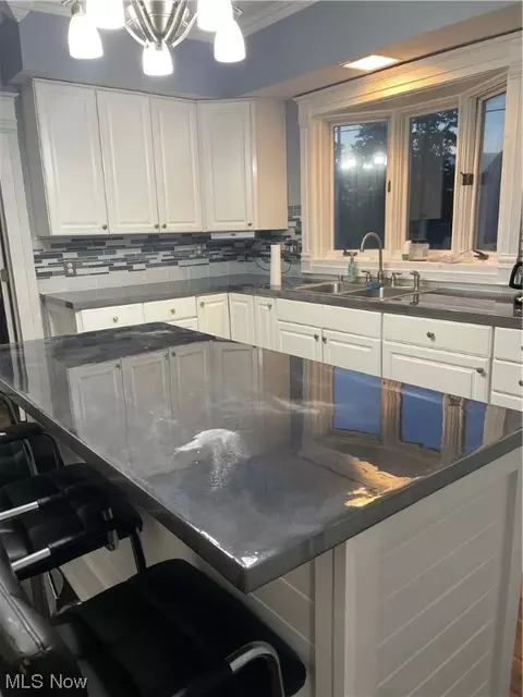 Kitchen - 43725 Telegraph Rd, Elyria, OH 44035 photo 2 of 2