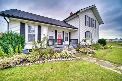 Exterior - 43725 Telegraph Rd, Elyria, OH 44035 photo 4 of 12