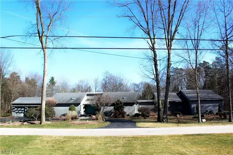 3585 Ohio Trl, Youngstown, OH 44505