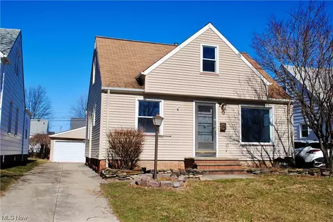 Exterior - 6106 Forest Ave, Parma, OH 44129 photo 2 of 7