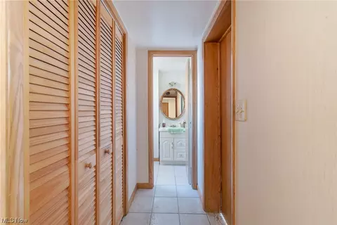 Entry Way - 622 Matawan Ave, Campbell, OH 44405 photo 2 of 2