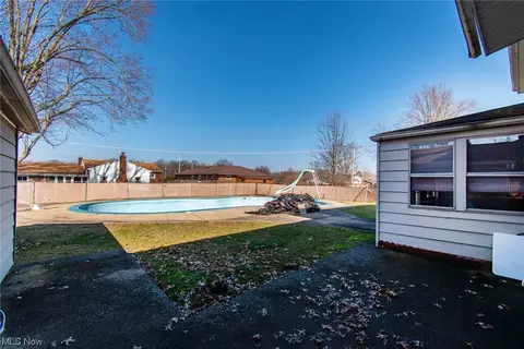 Exterior - 622 Matawan Ave, Campbell, OH 44405 photo 8 of 13