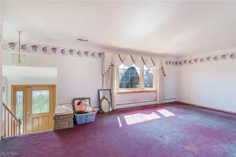 Living - 622 Matawan Ave, Campbell, OH 44405 photo 1 of 4