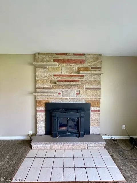 Living - 198 Clearview Ave, Wheeling, WV 26003 photo 2 of 4