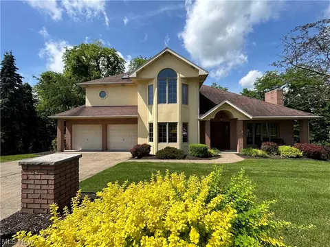 107 Martha Dr, Saint Clairsville, OH 43950