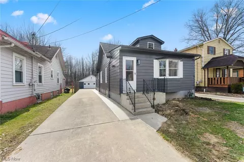 723 Althea Ave NW, Warren, OH 44483