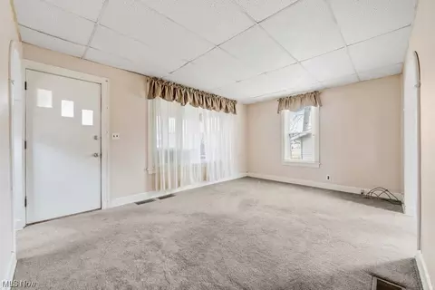 Living - 266 E Oregon Ave, Sebring, OH 44672 photo 1 of 2