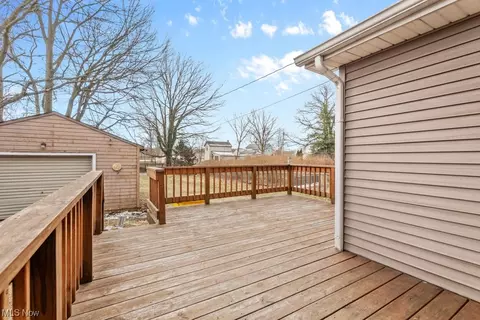 Exterior - 266 E Oregon Ave, Sebring, OH 44672 photo 7 of 8