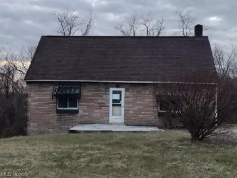 2796 Wilson Ave, Mingo Junction, OH 43938