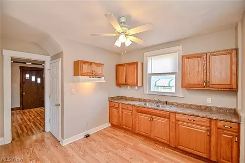 Entry Way - 2824 5th St NW, Canton, OH 44708 photo 1 of 2