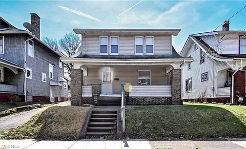 2824 5th St NW, Canton, OH 44708