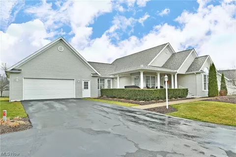 5182 Nashua UNIT 36, Youngstown, OH 44515