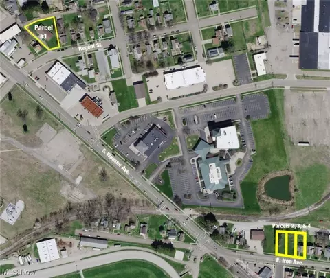 107 E Iron Ave, Dover, OH 44622 photo 5