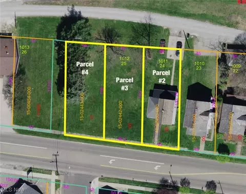 107 E Iron Ave, Dover, OH 44622 photo 3