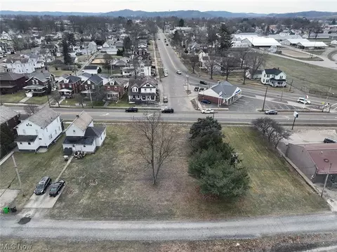 107 E Iron Ave, Dover, OH 44622 photo 7