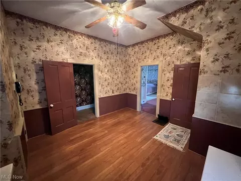 411 E 3rd St, Dover, OH 44622 photo 10