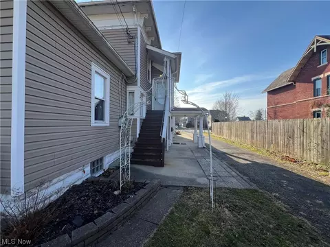 411 E 3rd St, Dover, OH 44622 photo 47