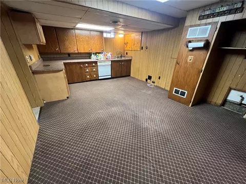 411 E 3rd St, Dover, OH 44622 photo 25