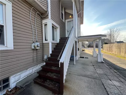 411 E 3rd St, Dover, OH 44622 photo 46