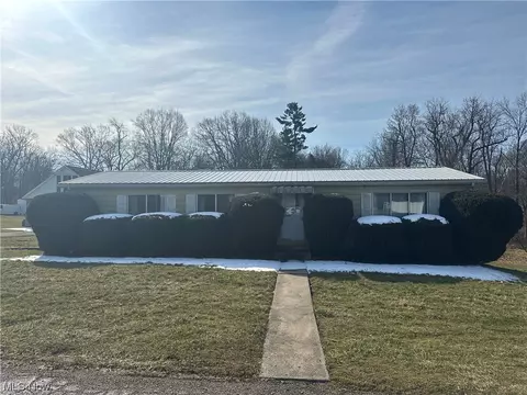 120 Chestnut St, Bethesda, OH 43719