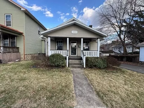 1422 Stanton, Zanesville, OH 43701
