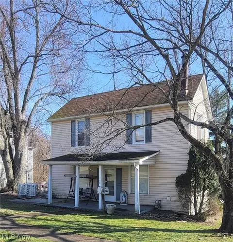 150 Woodrow Ave, Saint Clairsville, OH 43950