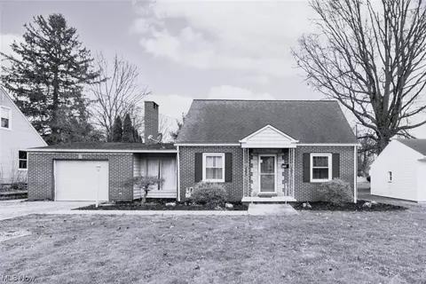 980 Jones Dr, Salem, OH 44460