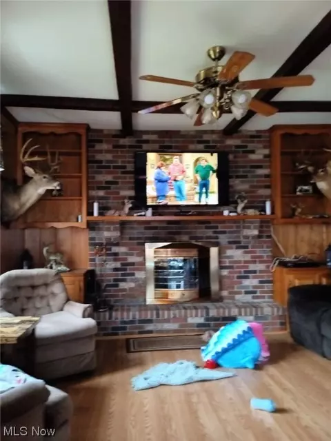 Living - 59010 Wright Rd, Barnesville, OH 43713 photo 1 of 2