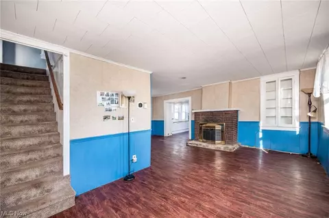 Living - 13660 Smith Goshen Rd, Beloit, OH 44609 photo 3 of 4