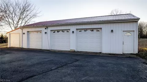 Exterior - 13660 Smith Goshen Rd, Beloit, OH 44609 photo 2 of 10