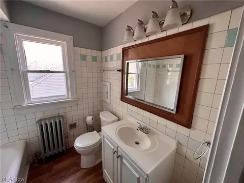 Bath - 45 E 211th, Euclid, OH 44123 photo 2 of 4