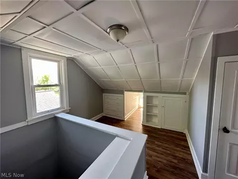 Entry Way - 45 E 211th, Euclid, OH 44123 photo 6 of 6