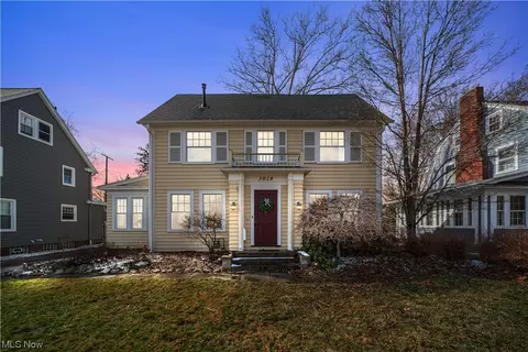 3018 Warrington Rd, Shaker Heights, OH 44120