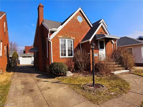 Exterior - 6710 Gilbert Ave, Parma, OH 44129 photo 3 of 8