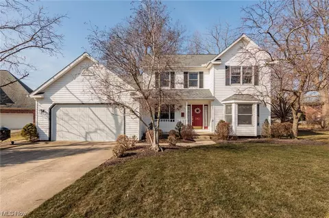 214 Wells Ct, Euclid, OH 44132