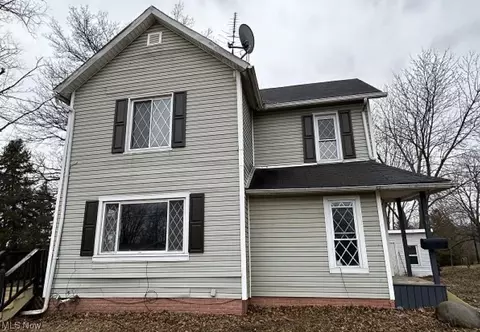 503 N Sumner St, East Palestine, OH 44413